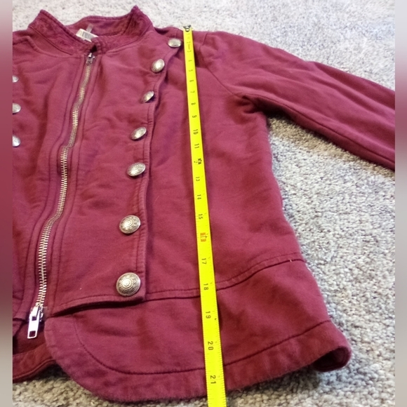 Motio Reno Coat - Picture 2 of 7